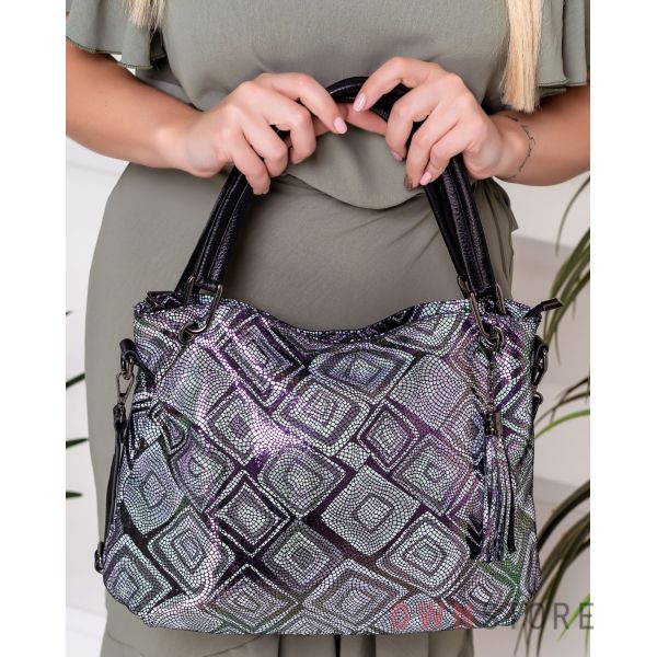 Купить онлайн сумку женскую на двух ручках из лазера в ромбах черную - арт.962