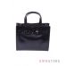 Купить небольшую кожаную женскую черную сумку с ремешком впереди оптом и в розницу в Украине - арт.6607_2